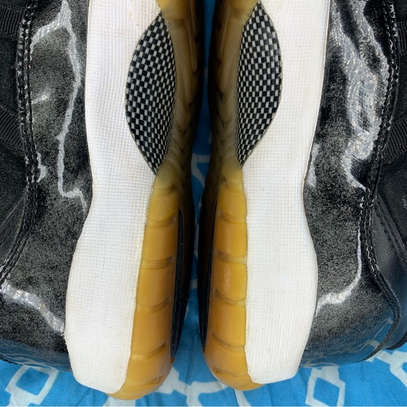 Nike Women’s size 8 Air Jordan 11 low Barons Retro OG gum wmns sneakers black 8w - Picture 8 of 11